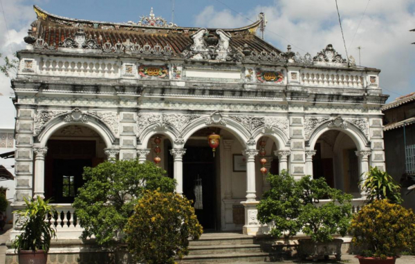 Nhà cổ Huỳnh Thủy Lê nơi chứa đựng câu chuyện tình vượt biên giới